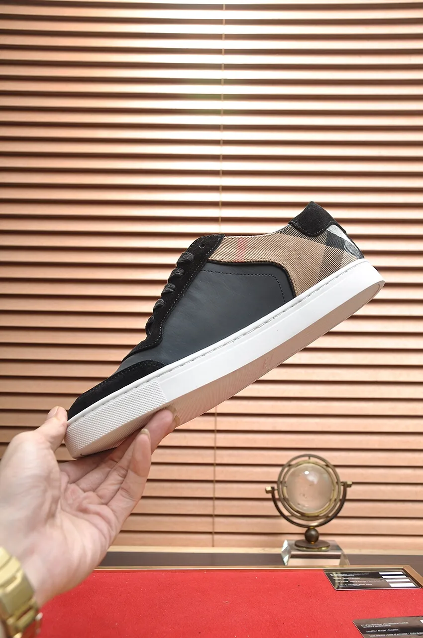 Men's shoes💰480💶[Burberry] (cowhide lining) classic low-top sneakers｜Imported cowhide with classic plaid fabric｜Cow leather lining｜Original outsole｜Fine workmanship and comfortable to wear Size: 38-44 (customized at 45)